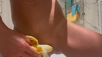 Preview 2 of Big Pusi Fuking - STUFFED A BANANA IN THE ASS