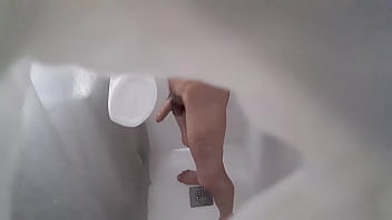 Preview 4 of Hana Kharisma - Camara oculta compa&ntilde_ero de piso follandose con el desatascador
