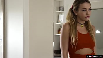 Preview 1 of Teen Mastubiert In Der Umkleide - Blonde squirter gets fucked by stepdad
