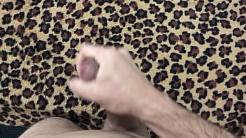Preview 2 of Modis Blowjob - Masturba&ccedil_&atilde_o em casa,  respeitando a pandemia