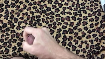 Preview 4 of Modis Blowjob - Masturba&ccedil_&atilde_o em casa,  respeitando a pandemia