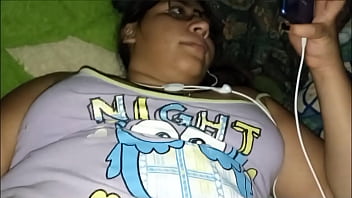 Preview 2 of Blonde Bbc Anime - Esposa latina se masturba viendo porno y me la cojo duro y llenarla de semen