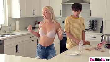 Preview 2 of Cherokee Hard Sex - Angry blonde stepsis Braylin Bailey relaxed on stepbrothers big hard cock