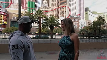Preview 1 of Couple Orgasm - YOU NEVER KNOW WHO YOU&#039_LL SEE IN VEGAS,  Lauren Dewynter