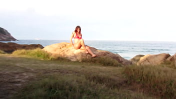 Preview 1 of Www Sex Kora - Ensaio fotografico em praia paradisiaca - karolredxx