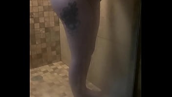 Preview 3 of Aitsu Aura - Big ass Tijuana stripper in the shower