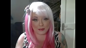 Preview 1 of Moom And Son Xvideo - Pink Haired Cute BBW Tina Snua Smokes A Slim Cigarette