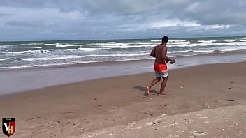 Preview 1 of Vera J - Traindo Marido na Praia