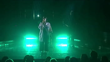 Preview 3 of Lonely Housewife - Billie Eilish faz maravilhas com a garganta