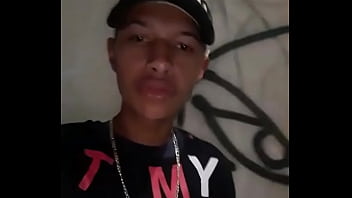 Preview 2 of Brazzers Hd Arialla - MC Nemzola cantando muito