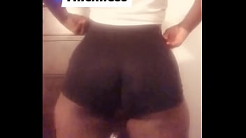 Preview 2 of Xhamster Young - heavy thick ass