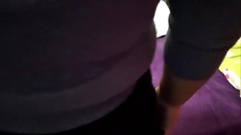 Preview 1 of Vllx Phim Sex 1500 Com - amigos llegan de una fiesta se aprovecha de la esposa de su mejor amigo para follarla mientras el siestas la esposa le pone los cuerno con su mejor amigo el amigo le termina adentro c&aacute_mara 2