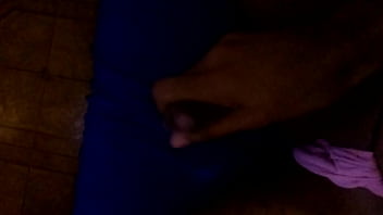 Preview 3 of Big Cock Pinoy - Punheta na sala de casa.