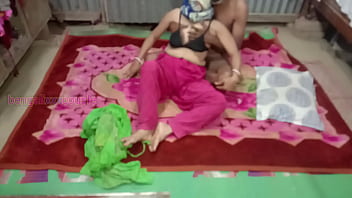 Preview 2 of Video Hot Na Balik Gals - मेरे पति के दोस्त ने मुझे ब्लैकमेल करके उसका लैंड चुसाया और मुझे बुरीतरह से चोदा।