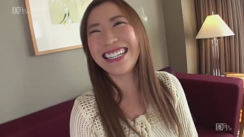 Preview 4 of Teen Classib - 独自の色気に抱き心地良さそうな肉体、チンポをしゃぶるっている時の悩ましい顔がたまらない小泉沙彩ちゃんが人気シリーズ「モデルコレクション」に登場！！ 小泉沙彩 1