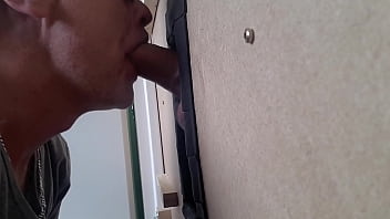 Preview 2 of Fucking Killing - deepthroat gloryhole