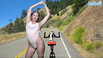 Preview 1 of Siridda Kapoor Xxx - Gizelle Blanco Workout on Dildo Bike