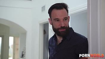Preview 1 of In School Serx - Pizza Delivery Babe Got Caught in Naughty FFM Action