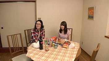 Preview 1 of 16 Year Old Saxy Porn - https://bit.ly/32iPdeC　娘の友達に利尿剤入りの飲み物を飲ませトイレを封鎖！覗かれているとも知らずジョボジョボ野ション恥じらいで興奮気味の彼女に追い討ちをかけ尻穴パックリ！ハレンチ騎乗位で大量中出し！丸出しアナルをヒクつかせて反省マ○コに膣内射精！【パート3】