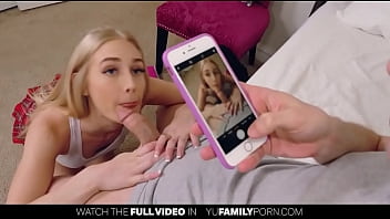 Preview 2 of Mom Cum Fart - His stepsister asks him to take hot photos of her,  you can&#039_t miss this daring photoshoot.