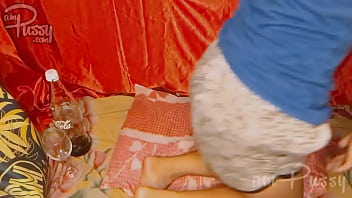 Preview 1 of Bebes Hd Com - Amateur Girl is NAKED WHILE EATING food