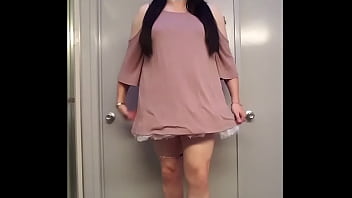 Preview 1 of Xzxx Video With Mom - Yeah,  It&#039_s A Top Outfit Video