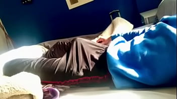Preview 3 of Xxx Dindya - Bulto al palo en el adidas de river despertando