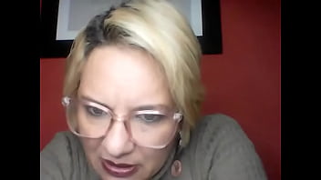 Preview 2 of Virgin Deflor Gardenia - LOLA SEM BATOM NA CARA KKKK / SUSPEITA DE COVID E GANHEI UMA MAMADA DA ENFERMEIRA BOQUETEIRA/PAU GRANDE E COMI DONA GER..../ @LOLAHISTORIA/ FACEBOOK LOLA  HISTORIAS/ EMAIL LOLACONTOSEHISTORIAS#GMAIL.COM