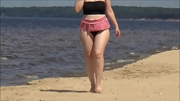 Preview 2 of Xxnx Kearla - Microskirt in beach