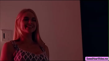 Preview 1 of Swine Leone - Sarah loves kissing her Lover Livs lips