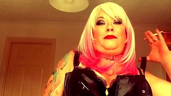 Preview 2 of Sweety Girls Sex - BBW Brit Tina Snua Smoking A Superking &amp_ Chatting