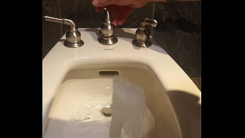 Preview 1 of Porn Ist Time - How to use a BIDET and clean my ass