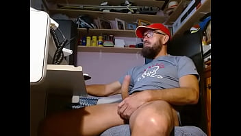 Preview 1 of Meyzo Xnxx Vido Com - hugot 03 29.04.25 lechazo por la mano con gran orgasmo