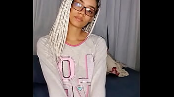 Preview 1 of Ariel Luna Maya Hot - Lua Doidera brincando sozinha em casa ate gozar com brinquedinho novo