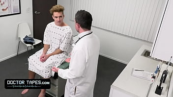 Preview 2 of Lolka Xnxx - Perv Doctor Takes Advantage And Fills His Patient Cameron Basins Bubble Butt With Protein Injection