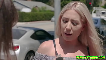 Preview 1 of Bead Sex Sistr Berudr Fak Hd - Stepbrother pleasing his stepsisters sweet pussy while she suck him
