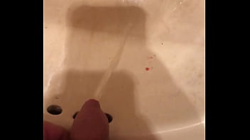 Preview 2 of Cinco De Banho - Another big pee
