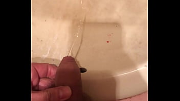 Preview 1 of Cinco De Banho - Another big pee