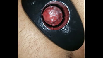 Preview 2 of Cojiendo Con Un Vagabundo - Extreme gaping with new toy