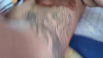 Preview 2 of Pusssy Liking - Dando pro pai de familia