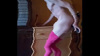 Preview 3 of Nappi To Brazzer - Quikie in Pink