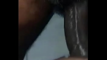 Preview 4 of Coki Mom - Eu dando gostoso pro neg&atilde_o seguran&ccedil_a at&eacute_ ele esporrar dentro de mim