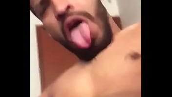Preview 4 of Rip Student - Ando con el Chimbo caliente vienes y lo levantas