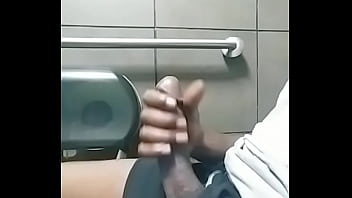 Preview 2 of Brazzersnet Video - Bathroom jacking