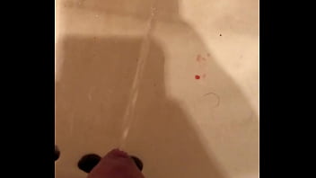 Preview 3 of Ww Download - Taking a pee in the sink