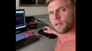 Preview 1 of Xx Video 2in1 - Video de v&eacute_rification