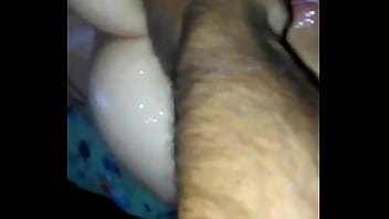 Preview 3 of Mat Kar - Enfiei a m&atilde_o no cu da casada safada
