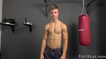 Preview 3 of Japanese Beautiful Sex - Muscle Flex - Casting 20 - Leo Jonasson