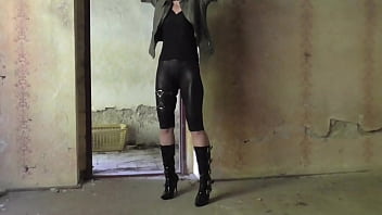 Preview 2 of R Hots - leggings