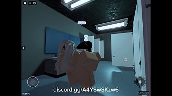 Preview 1 of Madison Ivy Lana Rhoades - Mi amiga gringa follada en Roblox